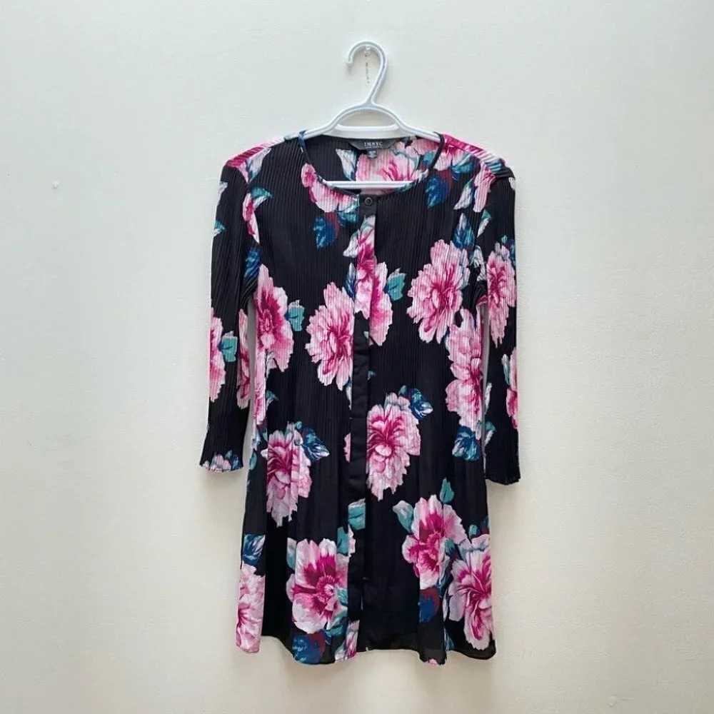 Isaac Mizrahi NYC - Micro Pleat Peony Print Tunic Top